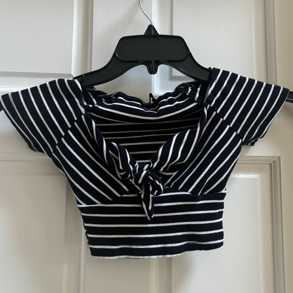 Striped Crop-Top